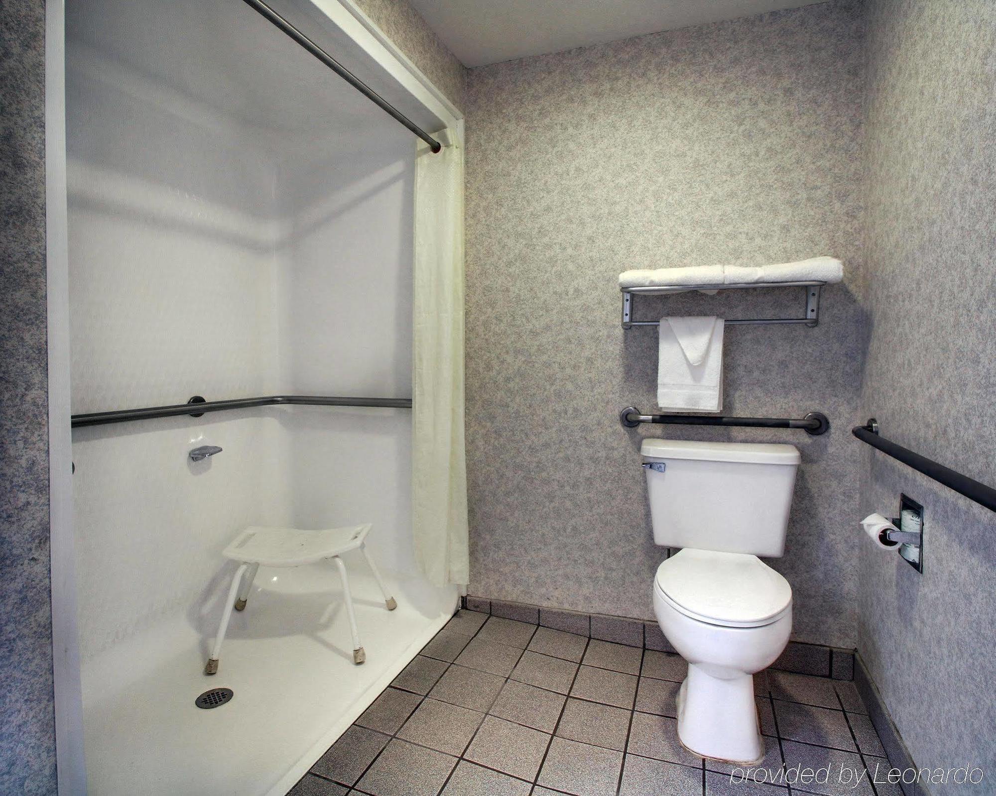 Econo Lodge Лорел Экстерьер фото