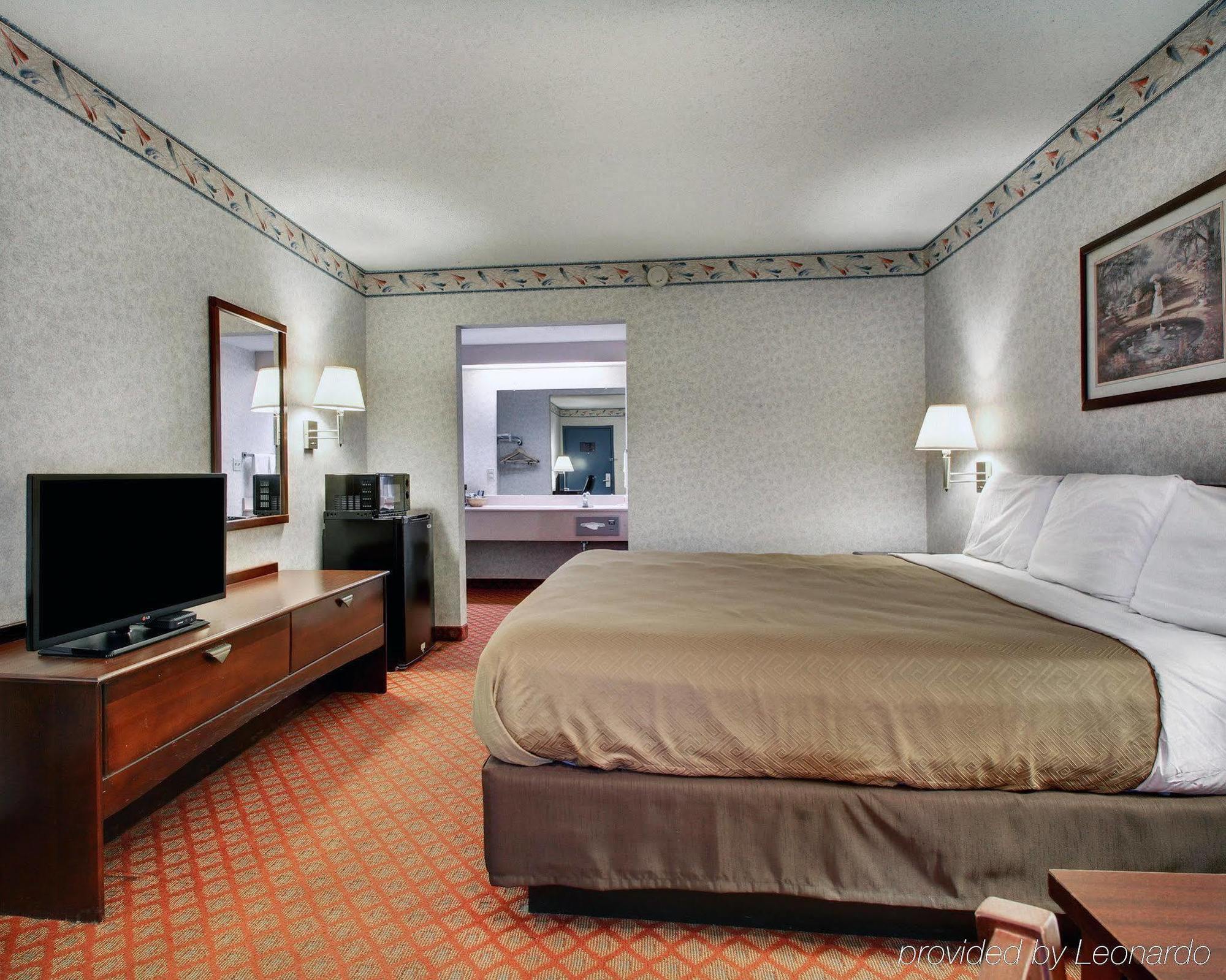 Econo Lodge Лорел Экстерьер фото
